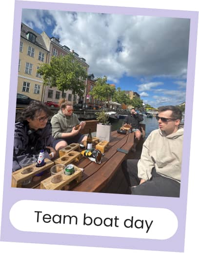 Team boat day